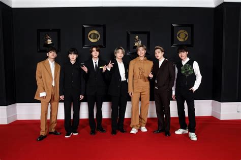 bts louis vuitton dynamite|BTS to Auction Their Louis Vuitton 2021 Grammys .